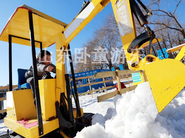 雪地挖掘機